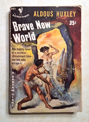Brave New World Aldous Huxley 1952 Bantam Paperback First Printing A1071 Vintage