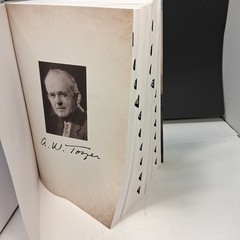 The A. W. Tozer Bible: King James Version by Tozer, A W, With Bible Tabs EUC