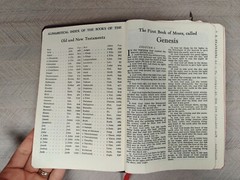 Holy Bible Abundant Life KJV Oral Roberts Black Leather National Bible Press