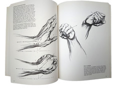 BOOK Drawing Dynamic Hands BURNE HOGARTH