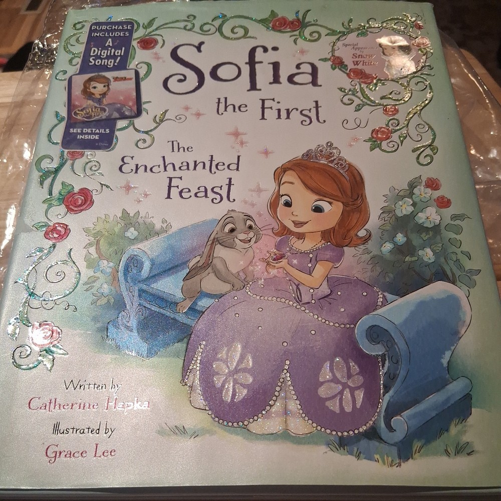 Sofia the First The Enchanted Feast: Purchase Includes a Digital Song!, Disney