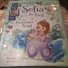 Sofia the First The Enchanted Feast: Purchase Includes a Digital Song!, Disney